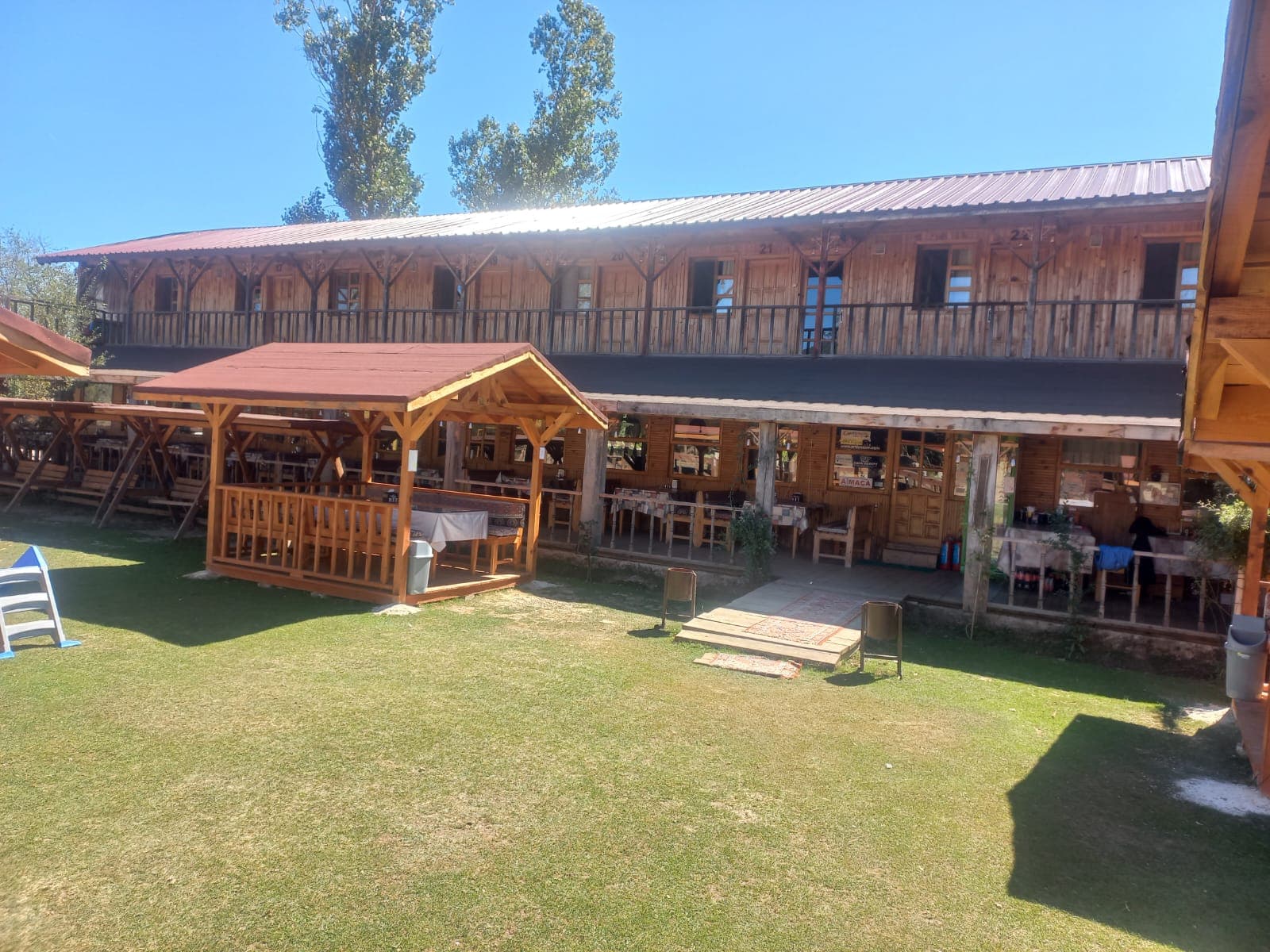 At Çiftliği küçük 3